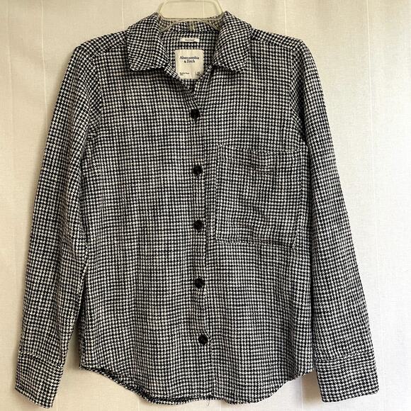 Abercrombie & Fitch Women's Button down Shirt preppy minimal - Picture 2 of 6